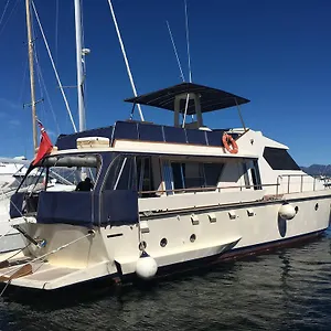 Blue Iii Yacht , Àrbatax Italien